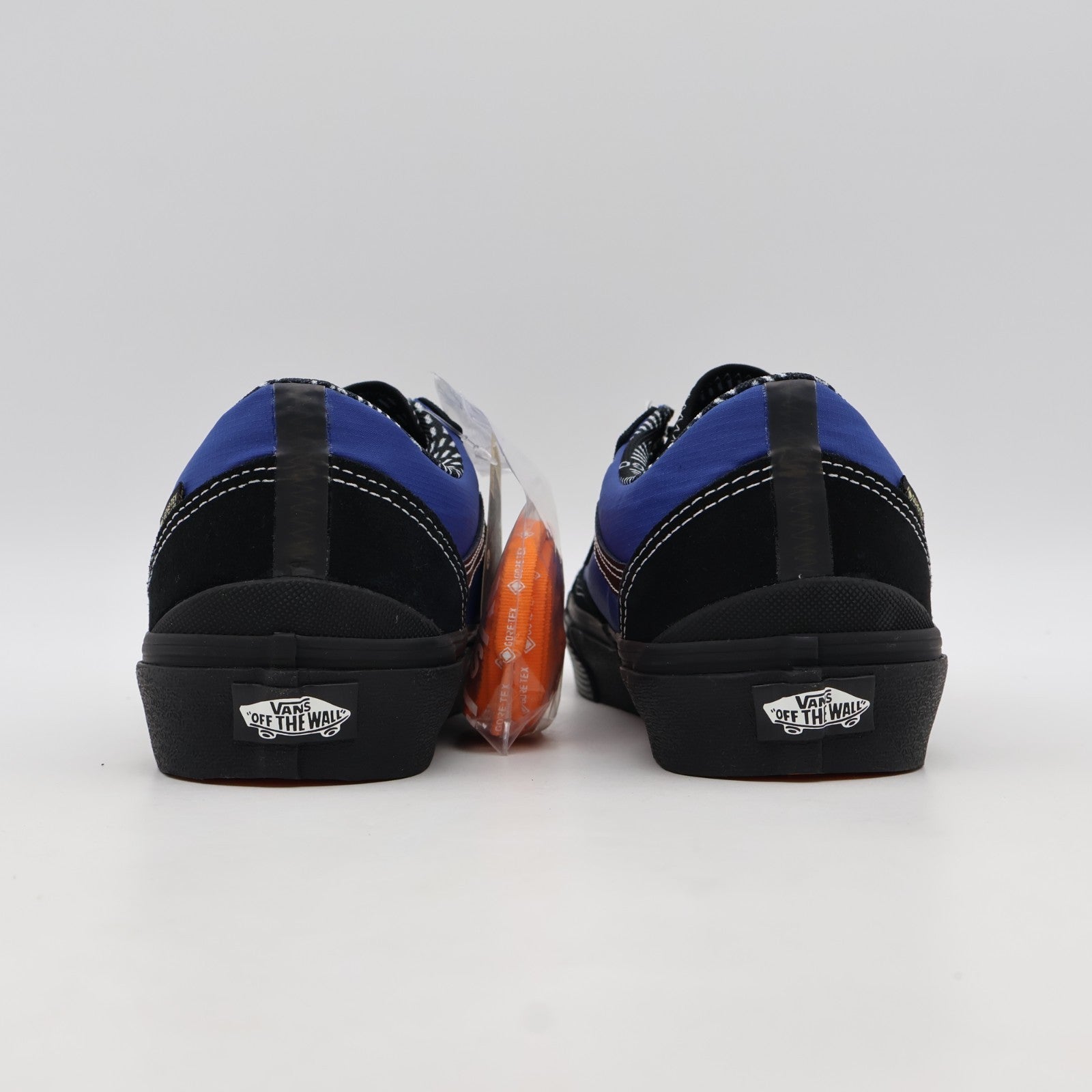 VN000DCDY61 Vans Old Skool GORE-TEX Outdoor Black Blue (Men's)