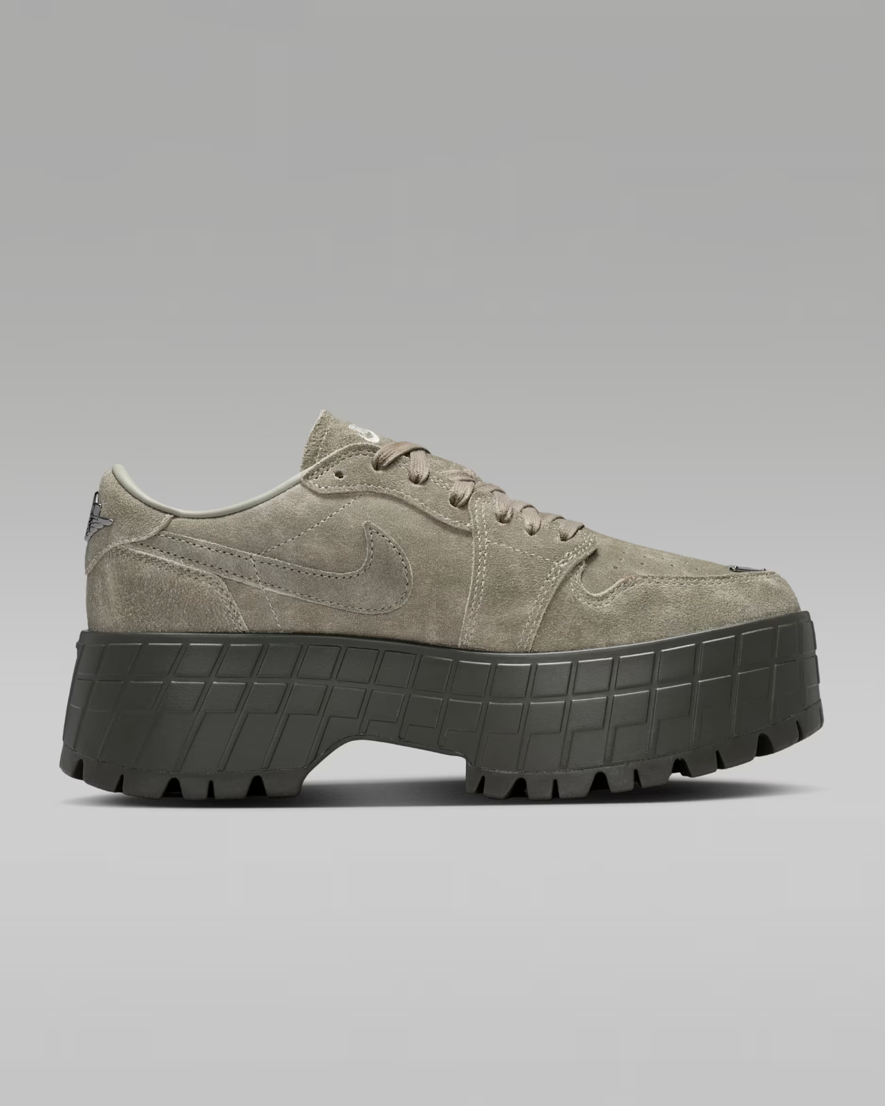IR7248-304 Nike Air Jordan 1 Brooklyn Low "Spruce Fog/Cargo Khaki" (Women's)