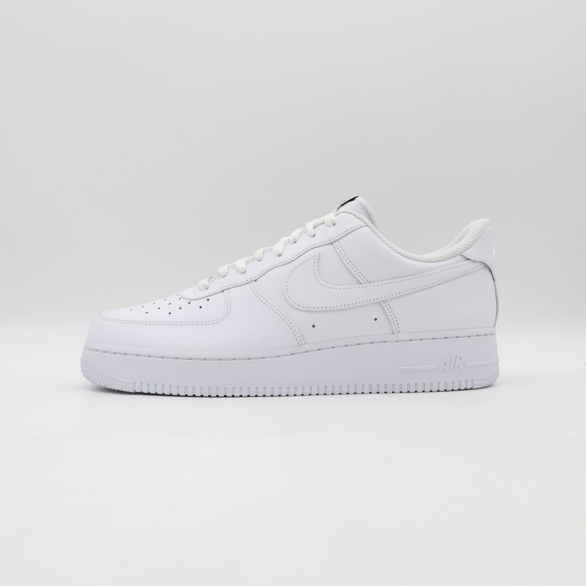 FD1146-100 Nike Air Force 1 '07 FlyEase Triple White (Men's)