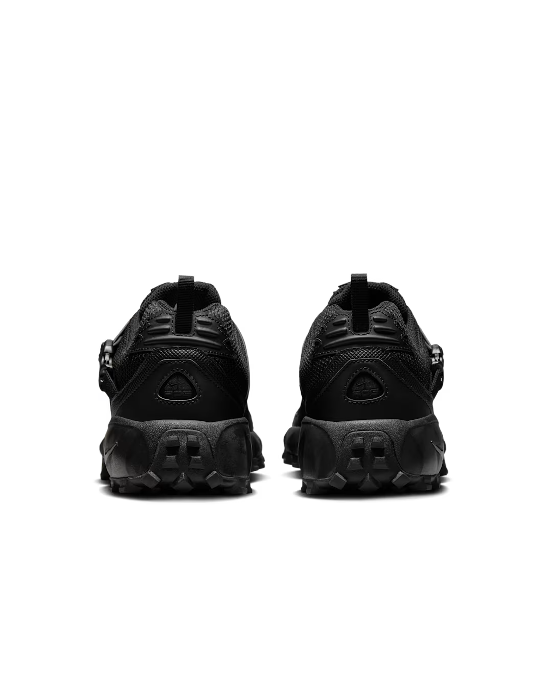 HM7133-002 Nike ACG Phassad Triple Black (Men's)