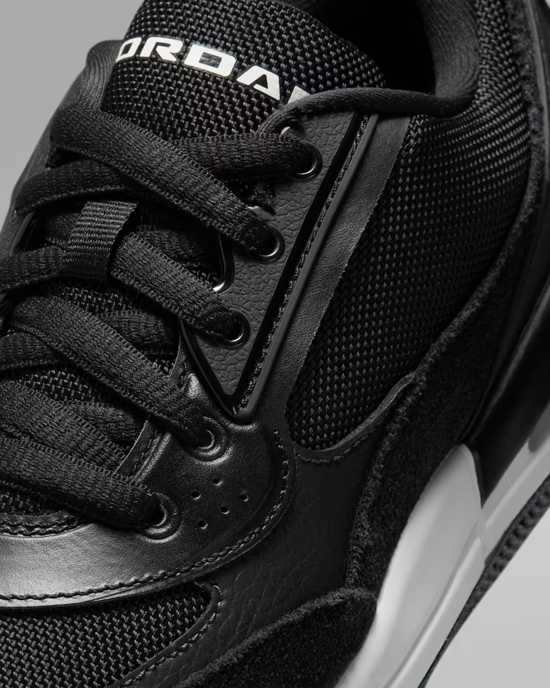 II3792-002 II3792-002 Nike GS Air Jordan Ultra Black/Dark Smoke Grey