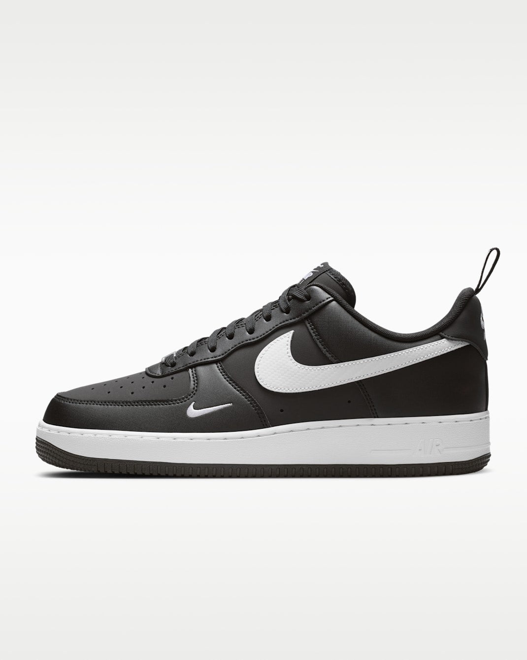 IR5599-001 Nike Air Force 1 '07 BlackWhite (Men's)
