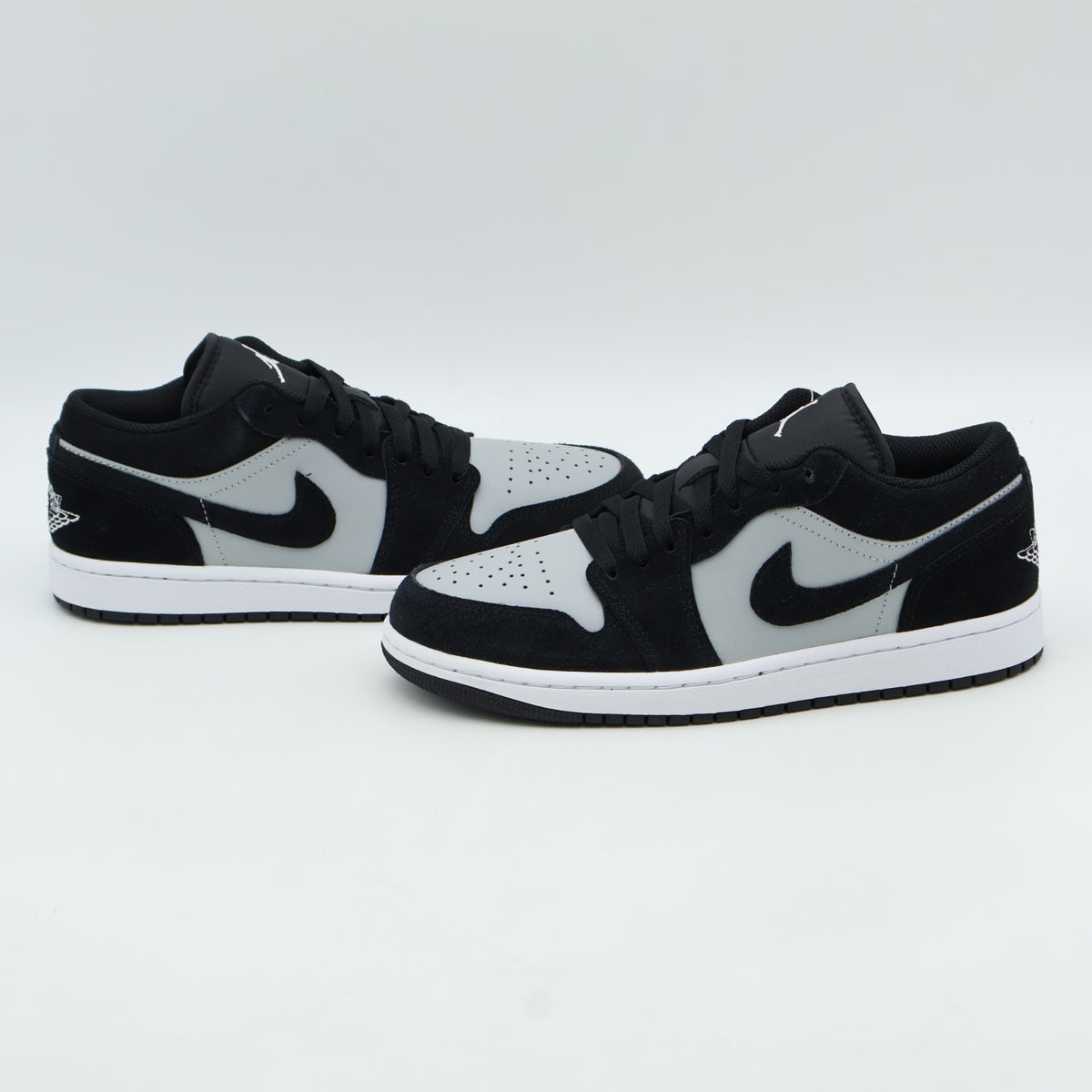 553558-048 Nike Air Jordan 1 Low "Black/Light Smoke Grey/White" (Men's)