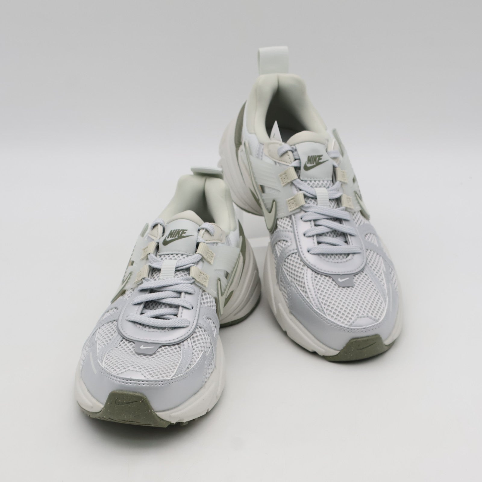 FD0736-006 Nike Women's V2K Run Photon Dust Light Silver Summit White (Women's)