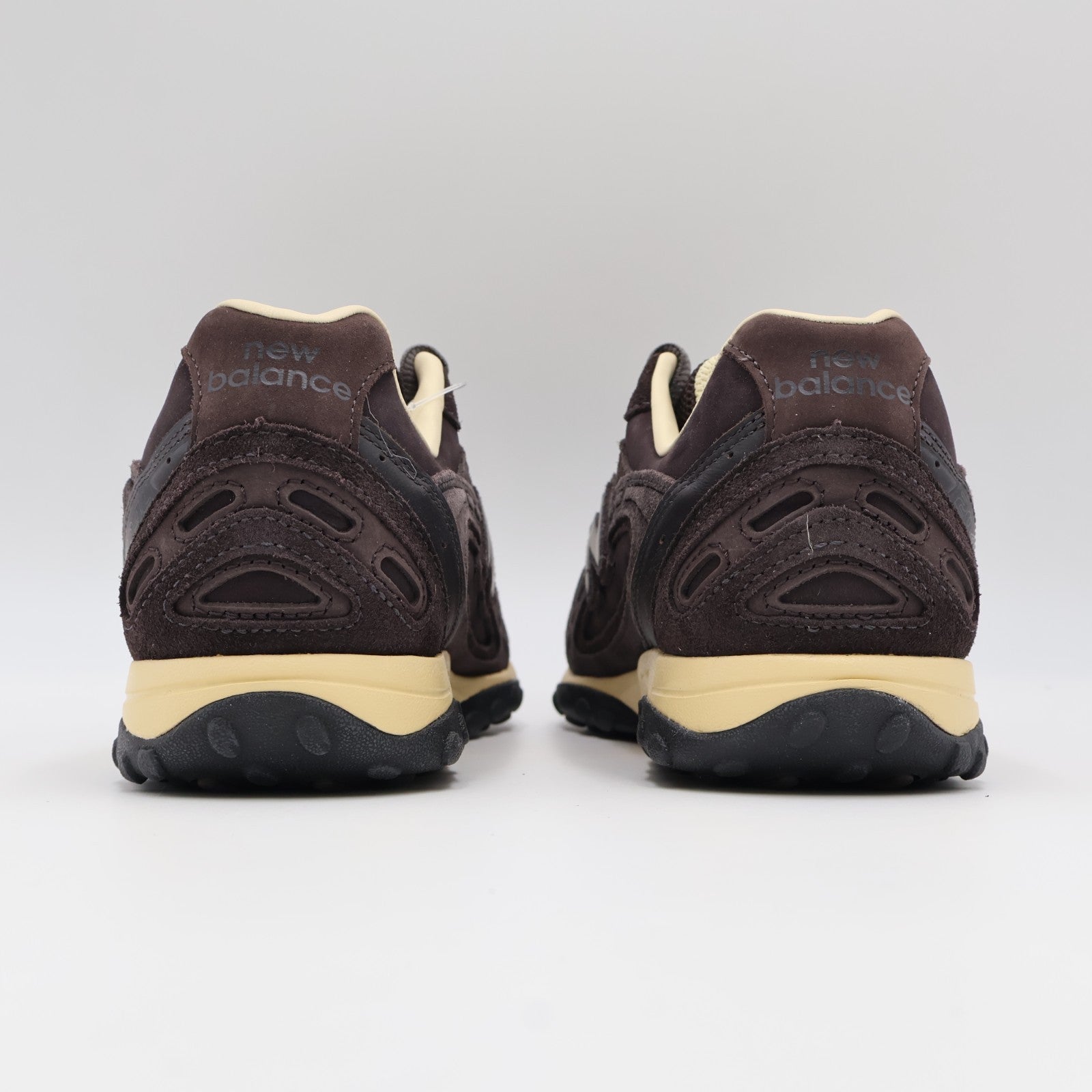 U204L5I7 AURALEE Ã New Balance 204L "Brown" (Men's)