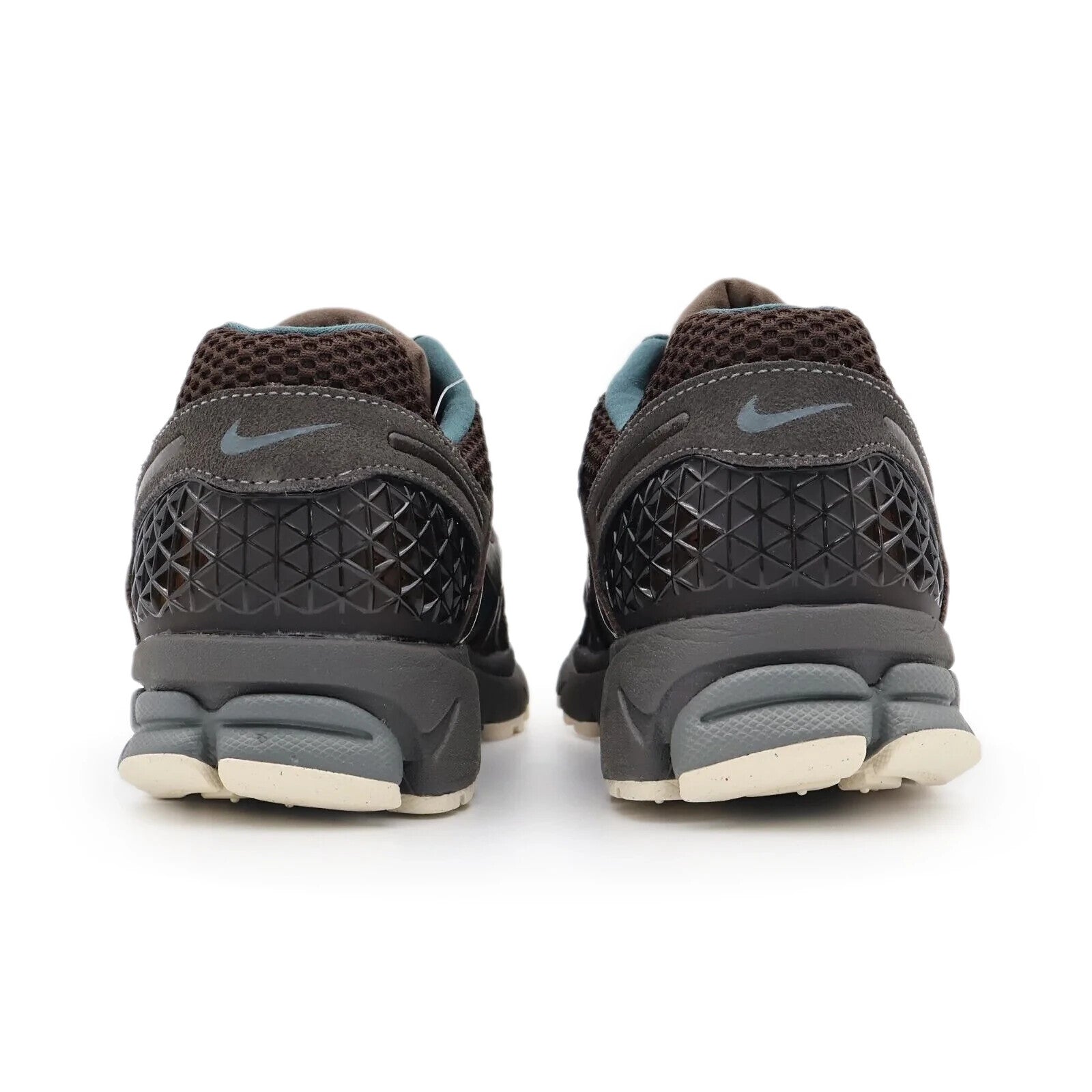 FQ8174-237 Nike Zoom Vomero 5 PRM Velvet Brown and Medium Ash (Men's)