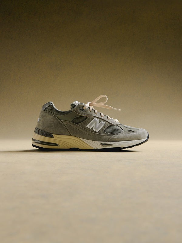 U991TK2 KITH 101 New Balance 991V2 Moonrock (Men's)
