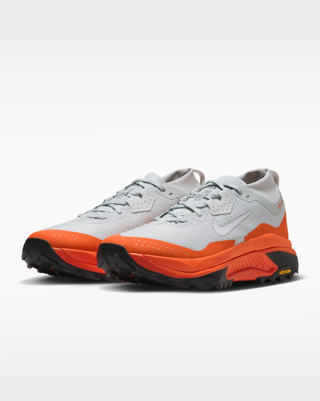 IO7932-001 Nike ACG Zegama Trail GORE-TEX "Light Silver/Safety Orange" (Men's)