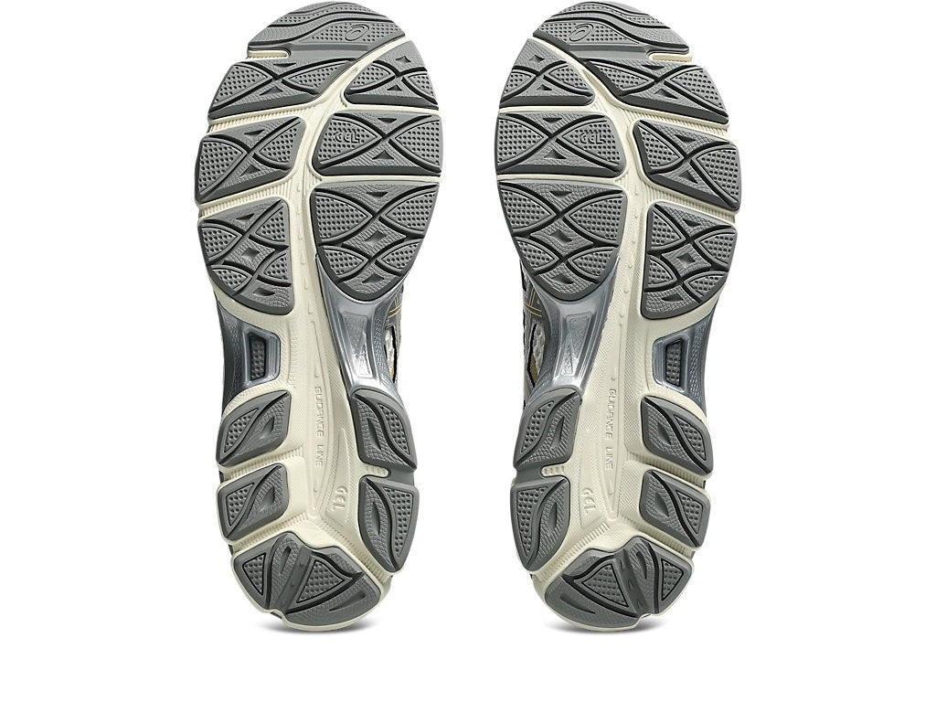 1203A733-101 Asics Gel-Cumulus 16 Cream Clay Grey (Men's)