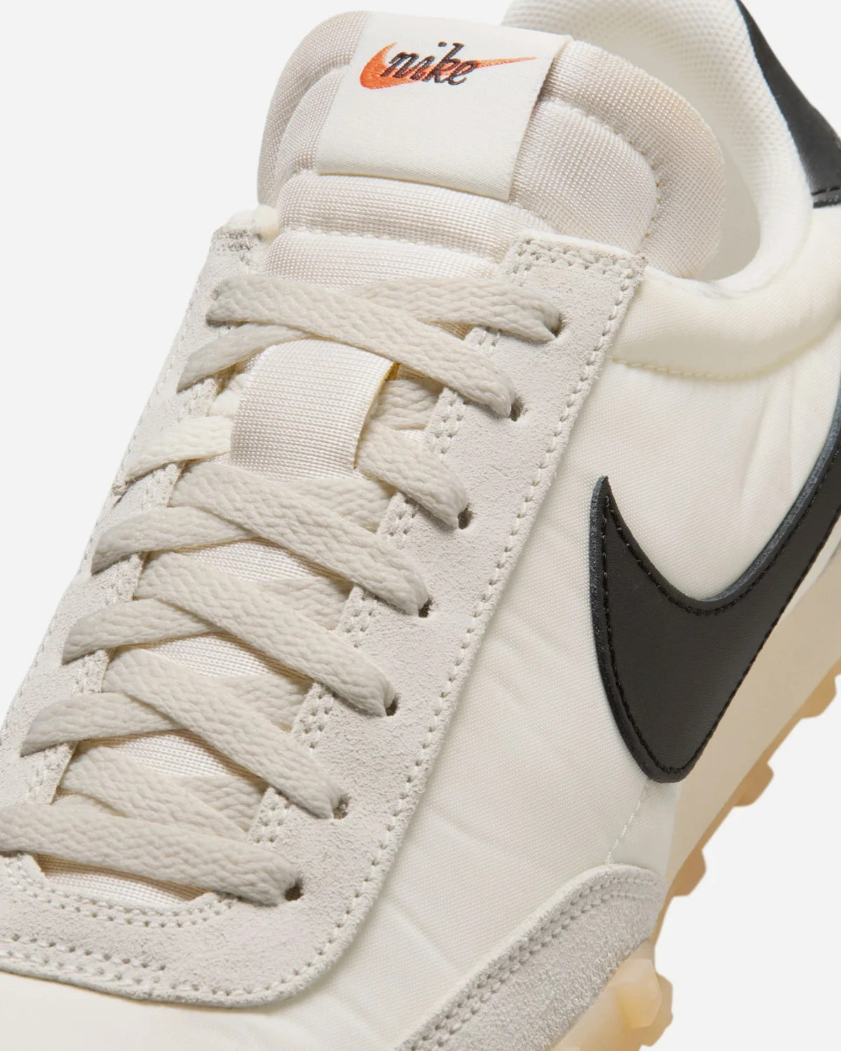 IM8658-101 Nike Waffle Racer Shoes (Men's)