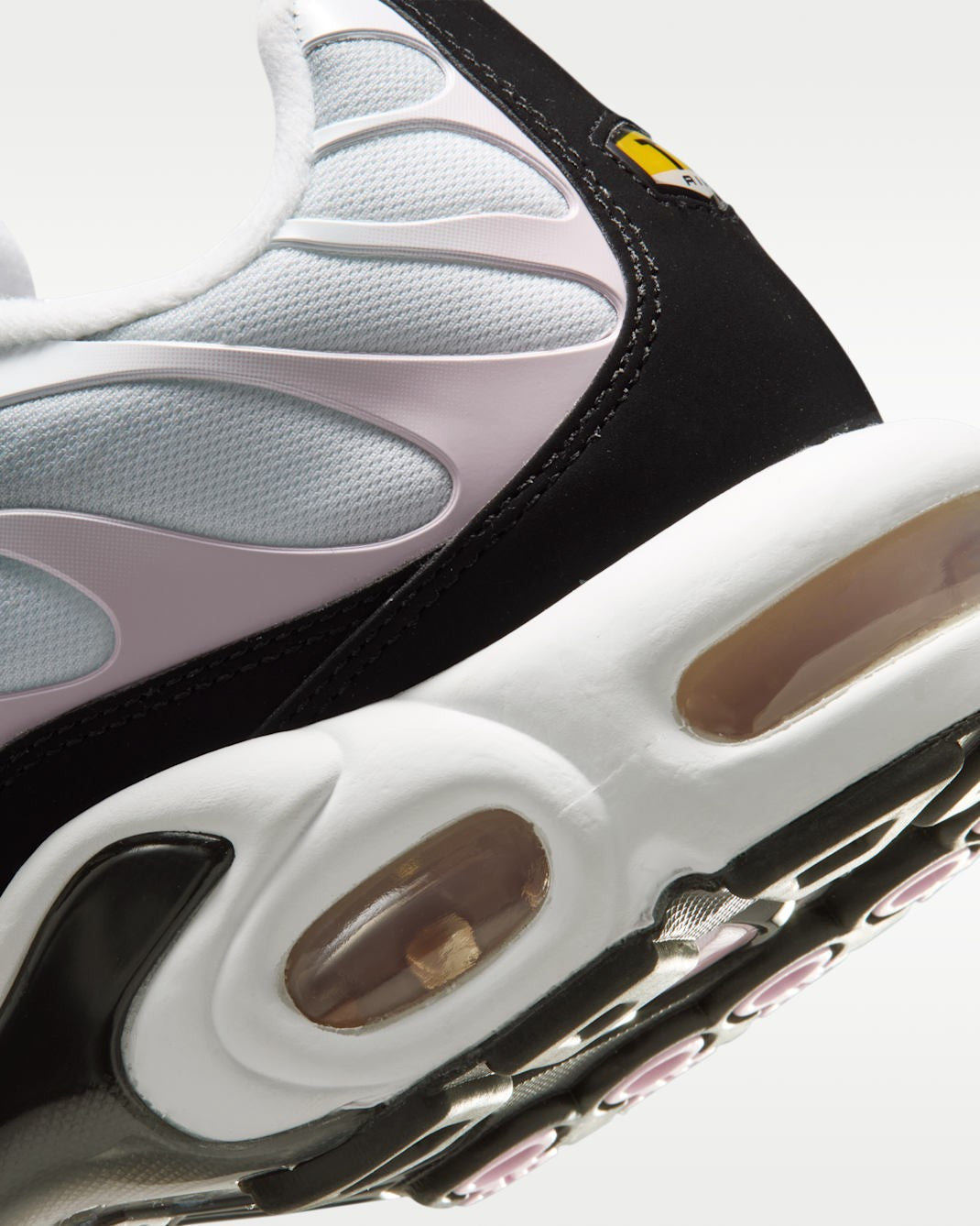 IU7540-001 Nike Air Max Plus Black Anthracite Pink Foam White (Men's)