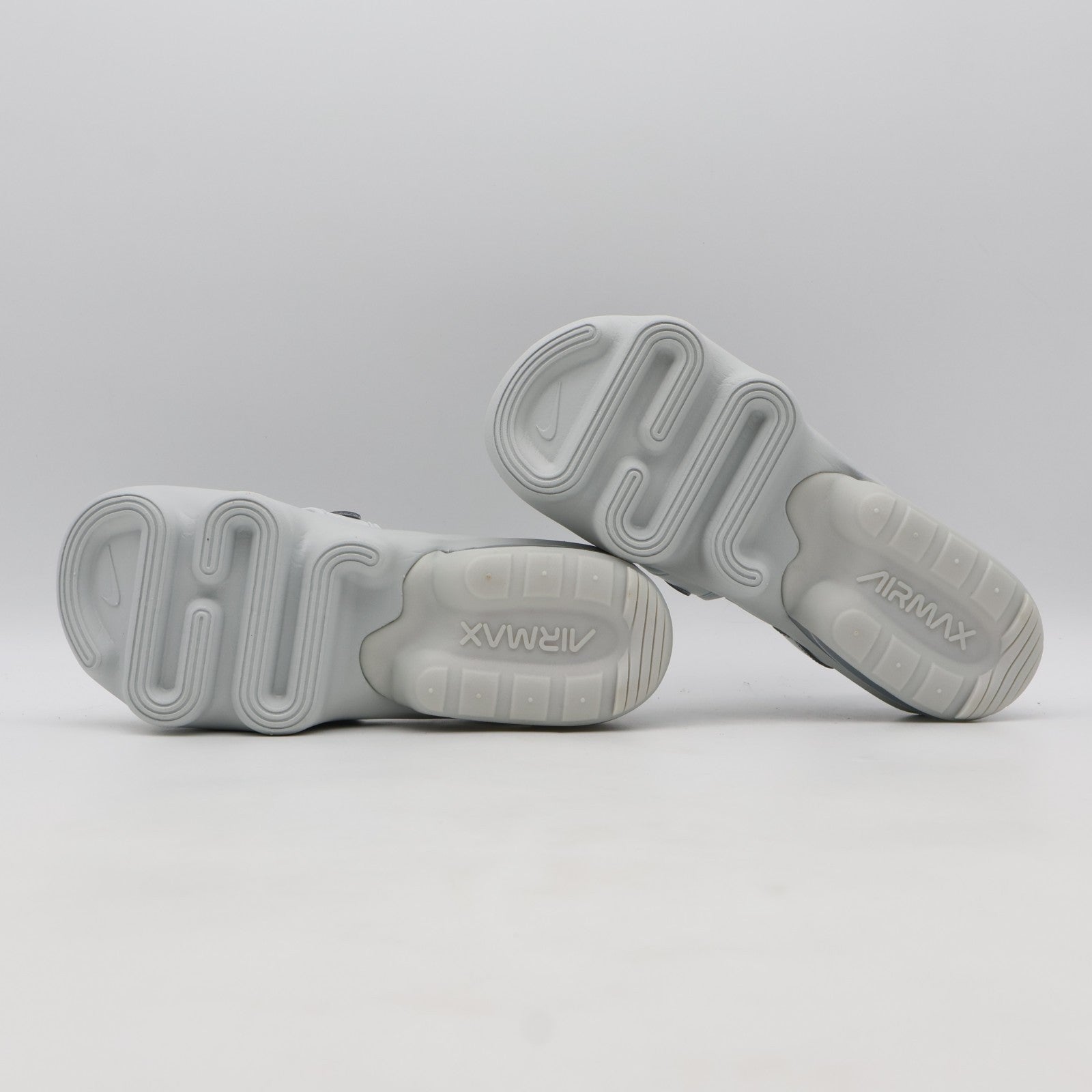 HJ9651-001 Nike Air Max Koko Sandal SE Pure Platinum Metallic Silver (Women's)
