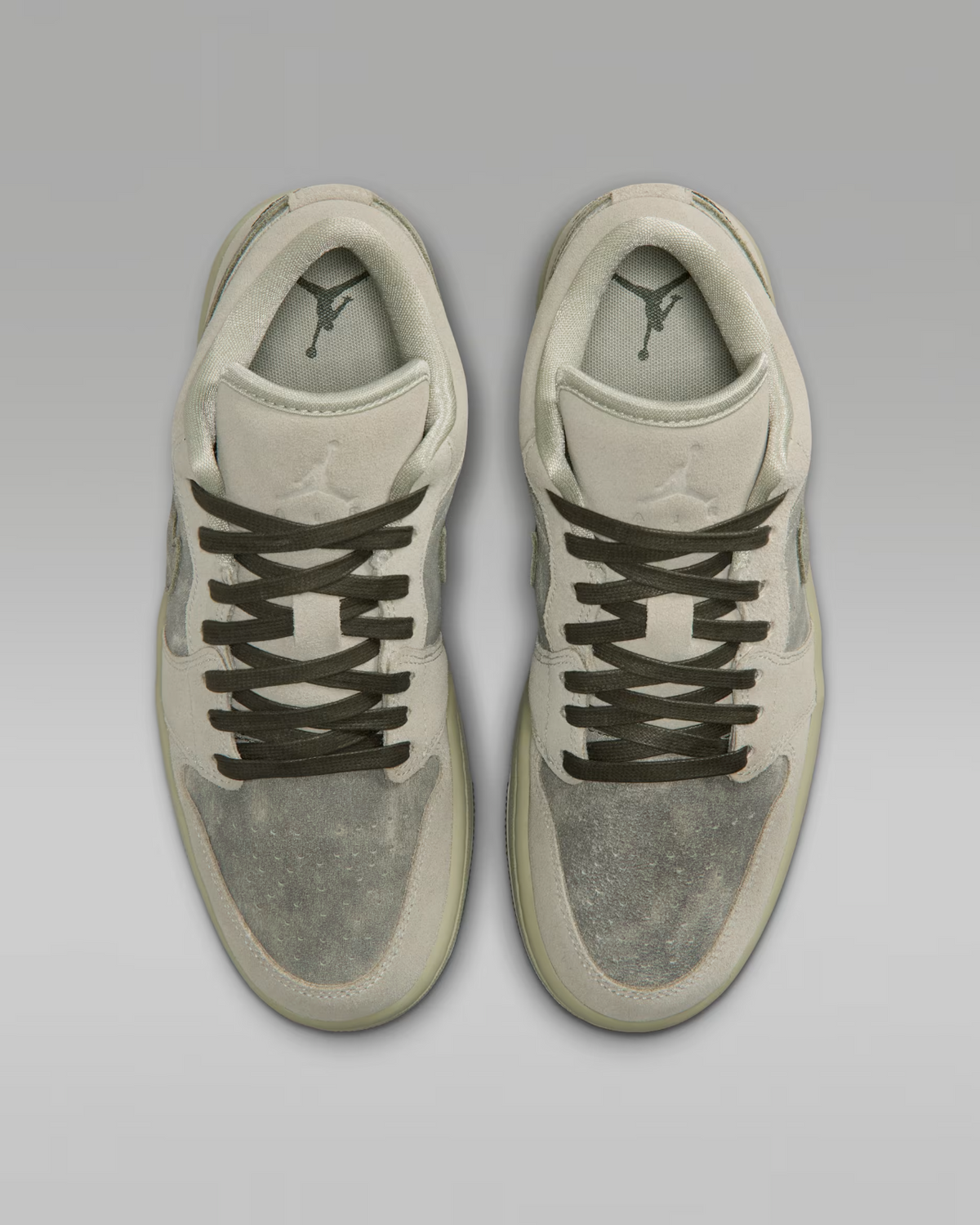 IR7327-304 Nike Air Jordan 1 Low SE "Spruce Fog/Jade Stone (Women's)