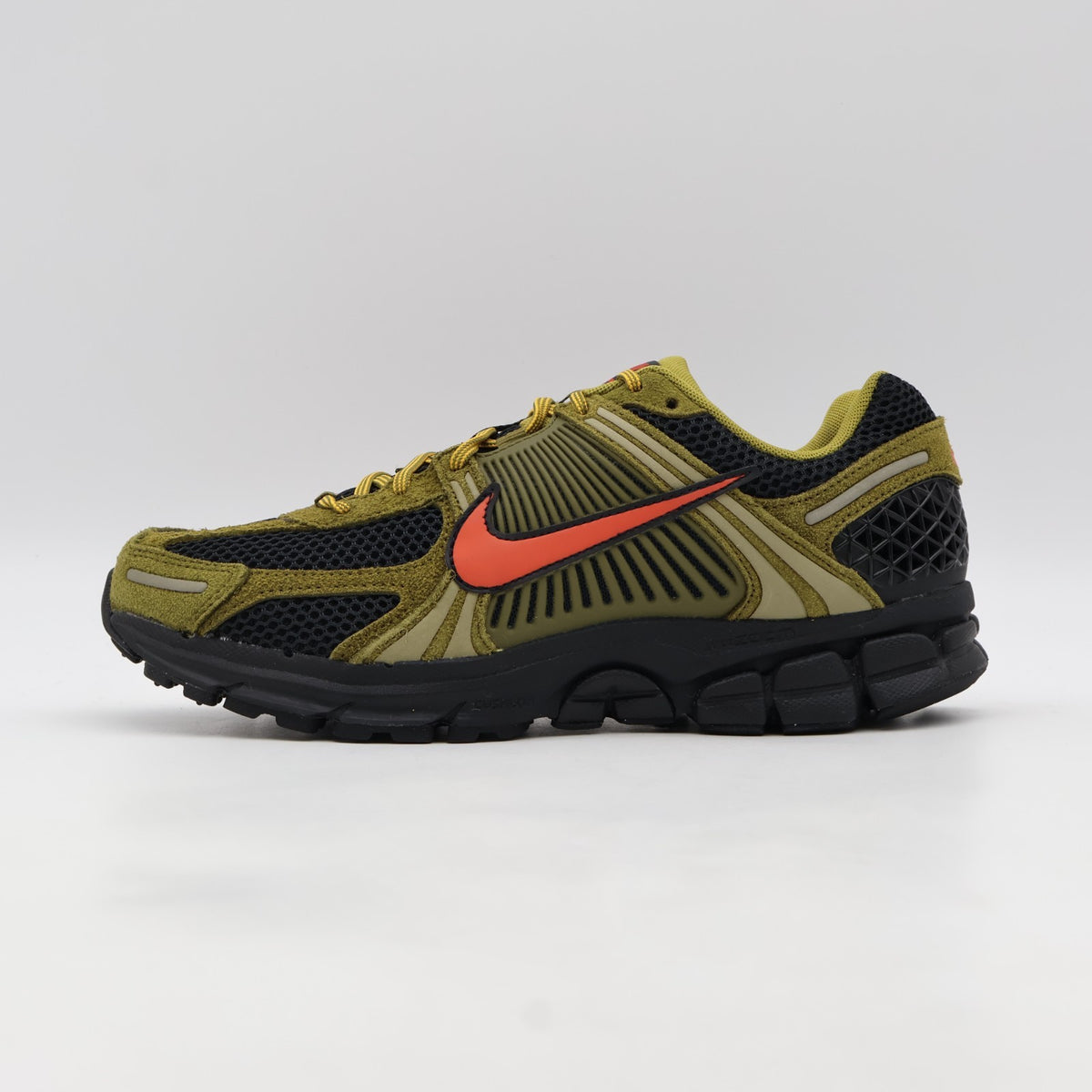 IH1344-300 Nike Zoom Vomero 5 Olive Flak (Men's)