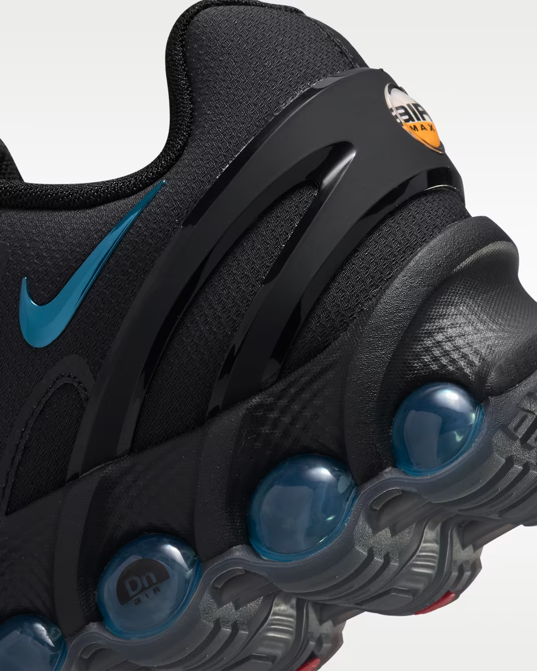 IV6223-001 Nike Air Max DN8 PRM SE "Black/Chrome/Gamma Blue" (Men's)