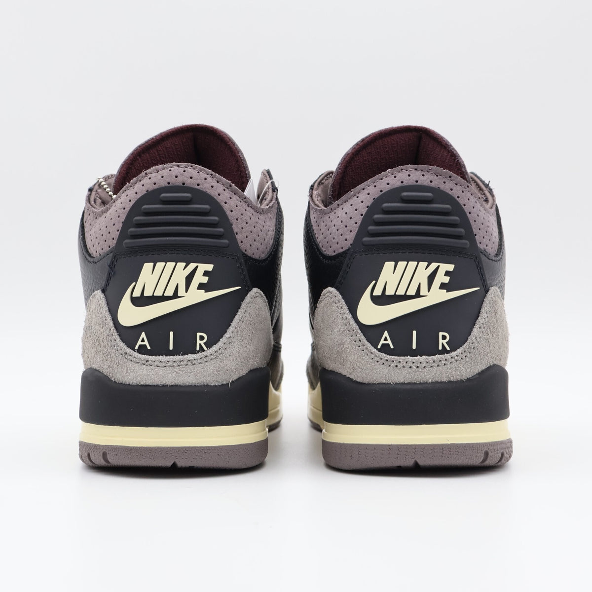 FZ4811-001 A Ma Maniere Nike Women's Air Jordan 3 Retro OG SP Black (Women's)
