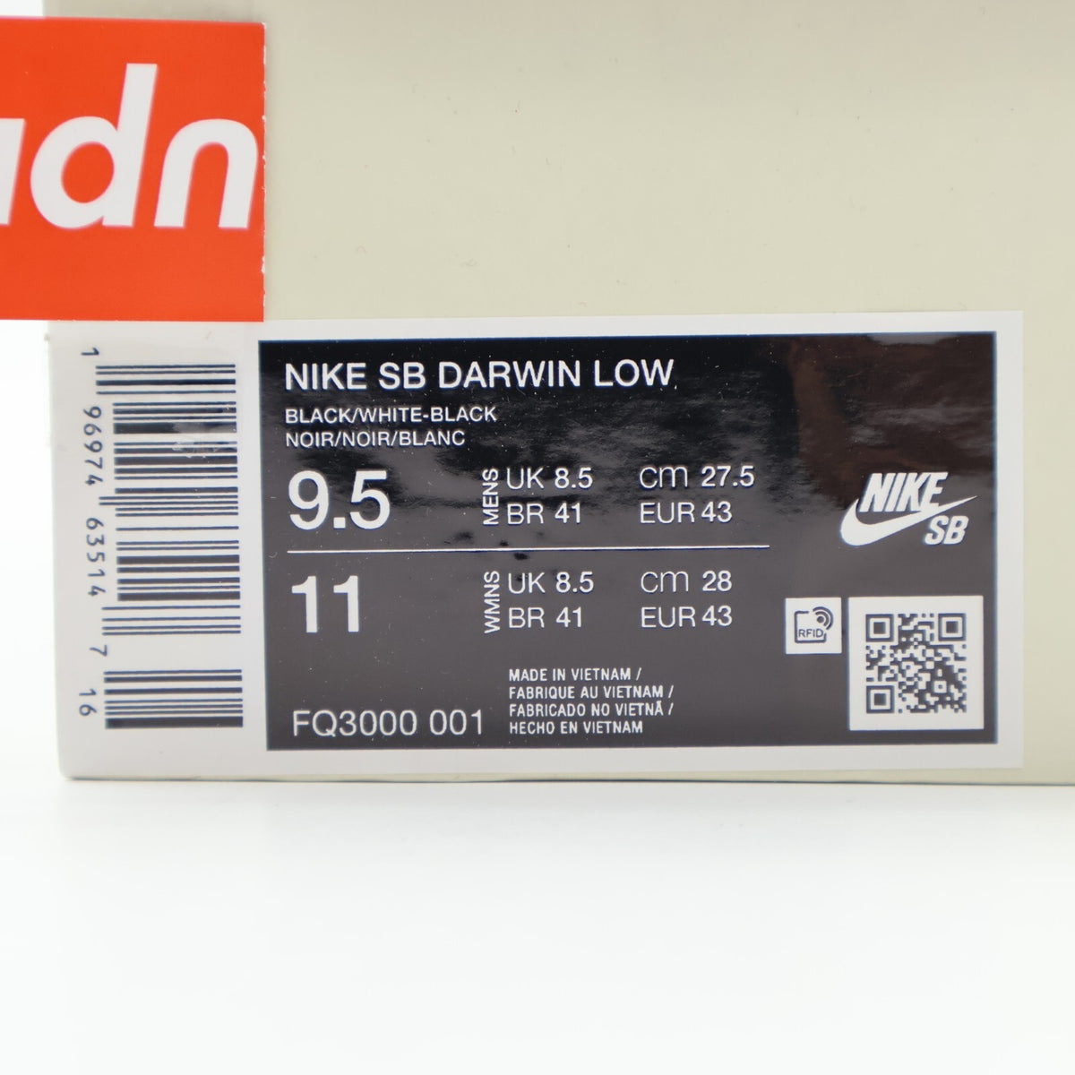 FQ3000-001 Supreme Nike SB Darwin Low Black White Anthracite (Men's)