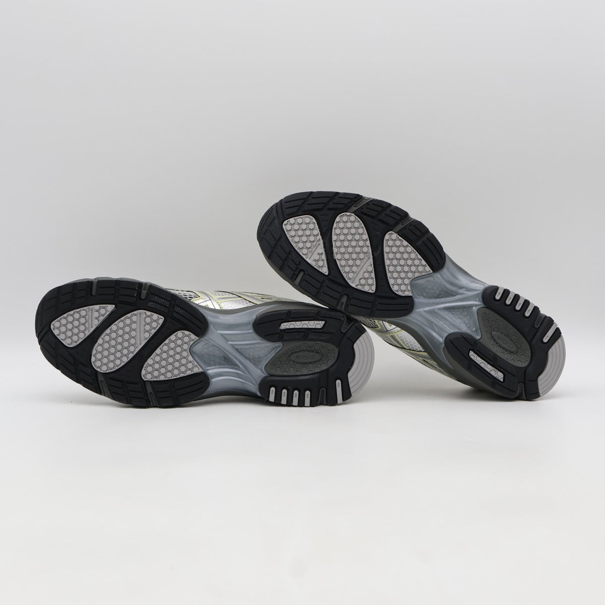 1203A607-020 Asics Gel-DS Trainer 14 Truffle Grey (Men's)