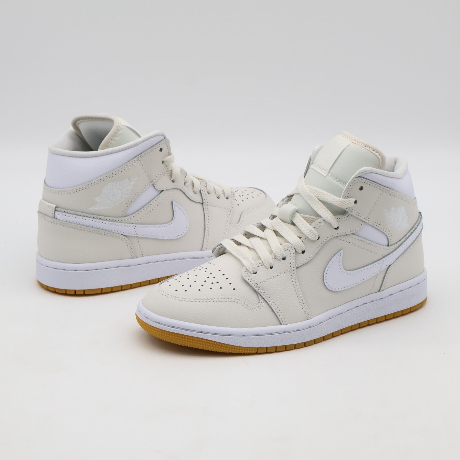 BQ6472-021 Nike Women's Air Jordan 1 Mid Phantom (Women's)