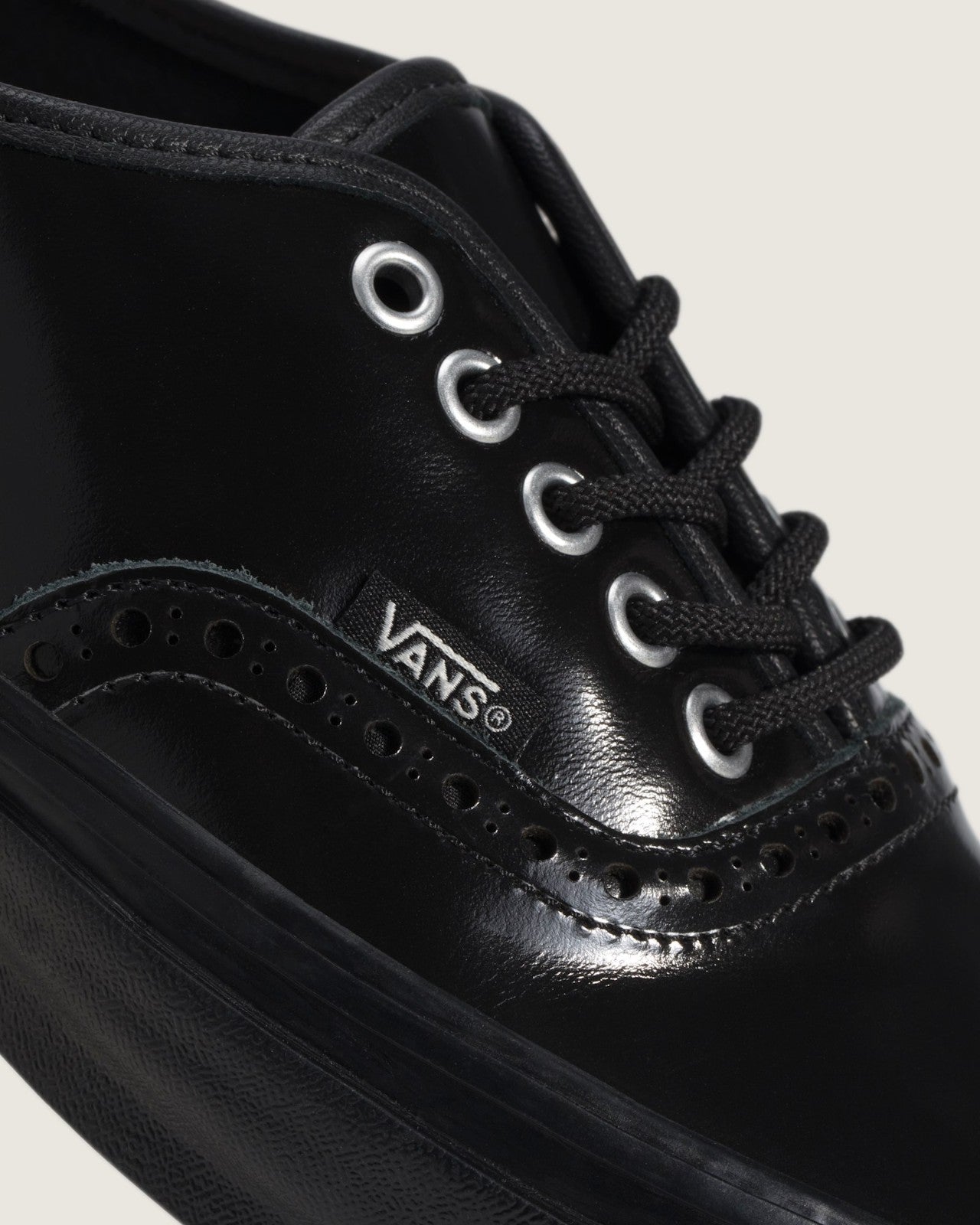 VN000V33BKA Vans OTW AUTHENTIC 44 SIPED VIBRAM GLOSS LEATHER BROGUE BLACK(Men's)
