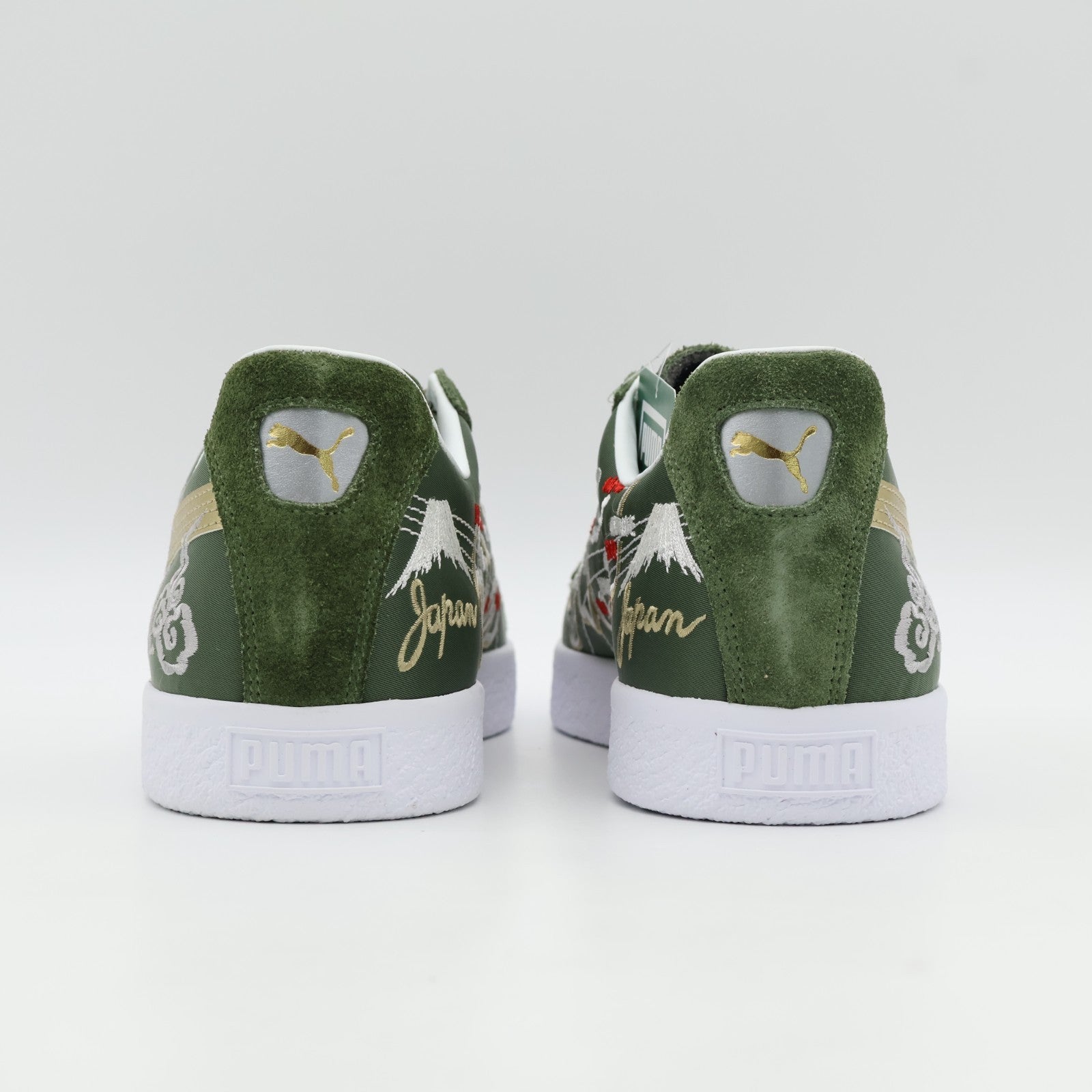 403613-01 atmos Exclusive Puma Suede VTG MIJ SKAJAN 3.0 (Men's)