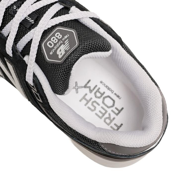 M880 74B New Balance M880 (Men's)
