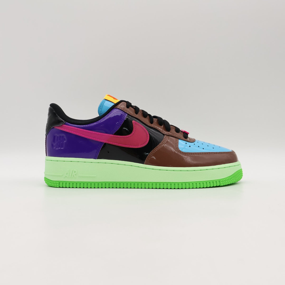 DV5255-200 Nike Air Force 1 Low SP Undefeated Multi-Patent Pink Prime