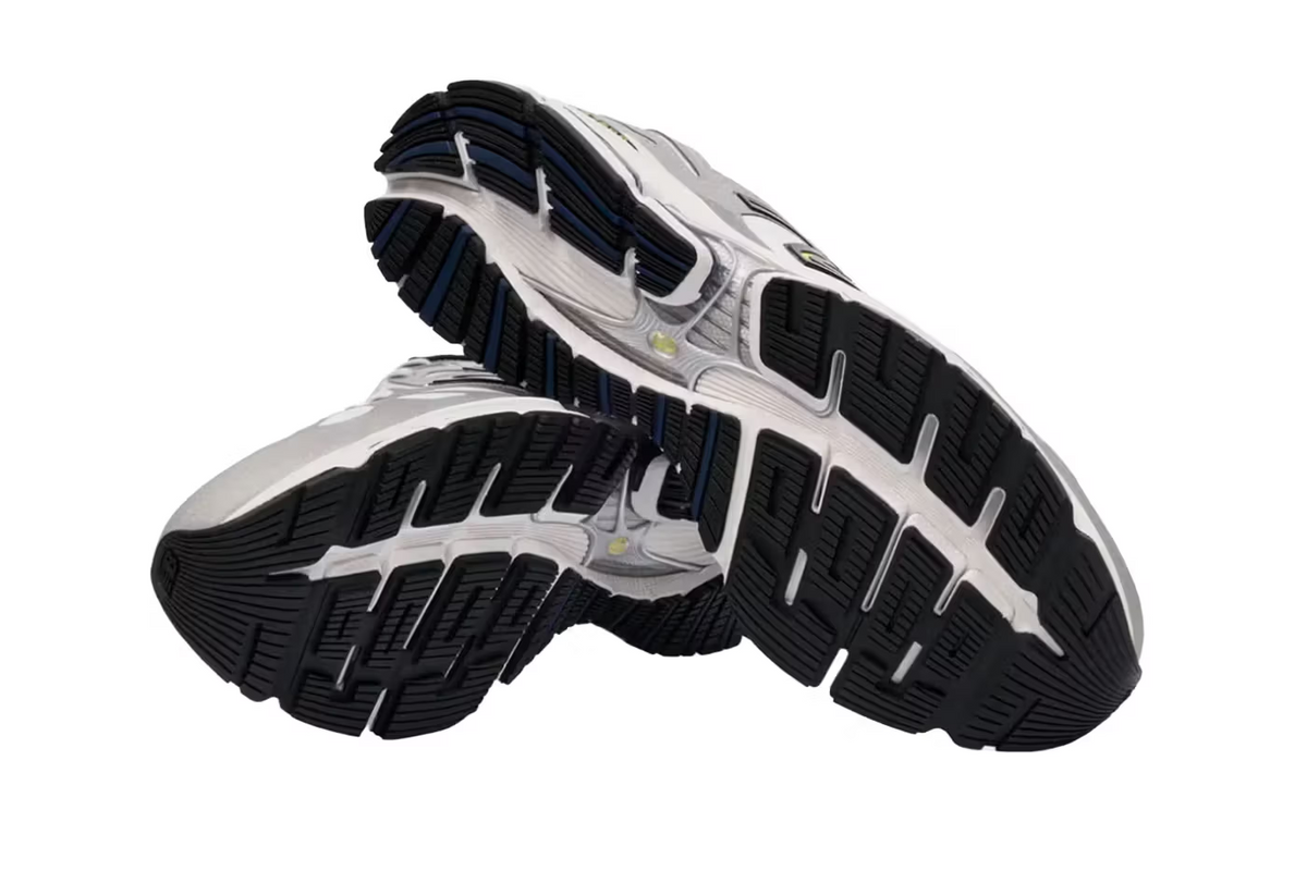 U18901D7  U18901D7 JJJJound Ã New Balance 1890 Gray/White (Men's)