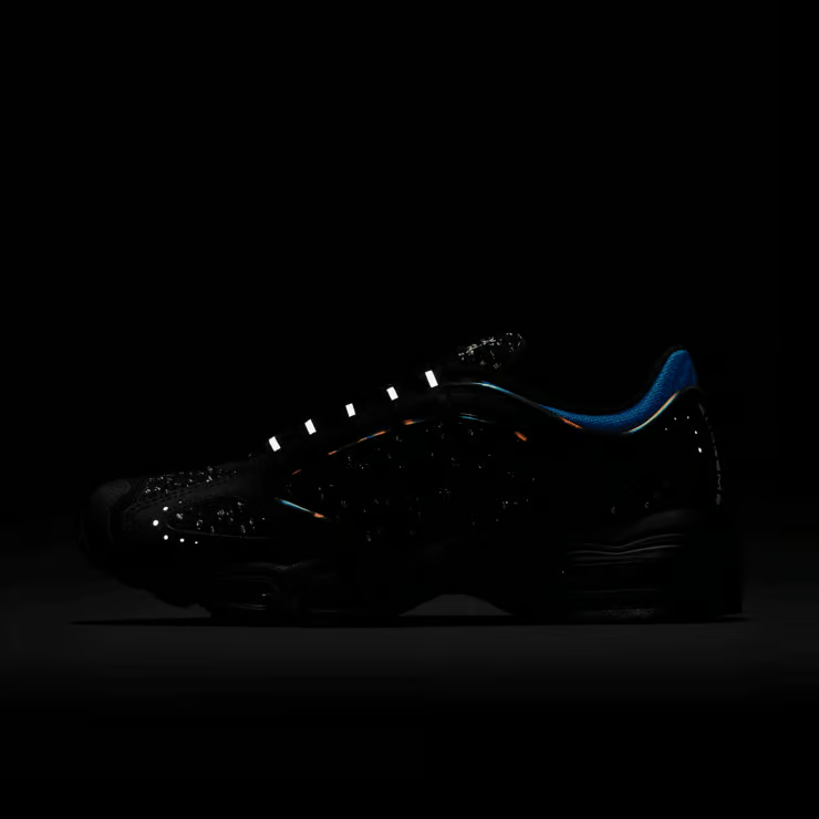 AT3854-001 Supreme Ã Nike Air Max Tailwind 4 "Black" (Men's)