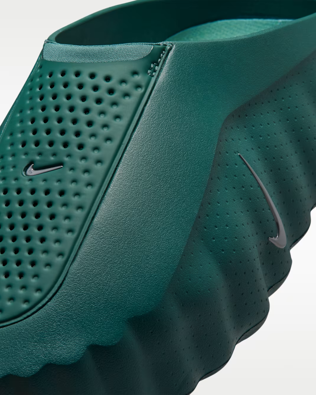 HQ4307-300 Nike Mind 001 Mules "Mineral Slate" (Men's)