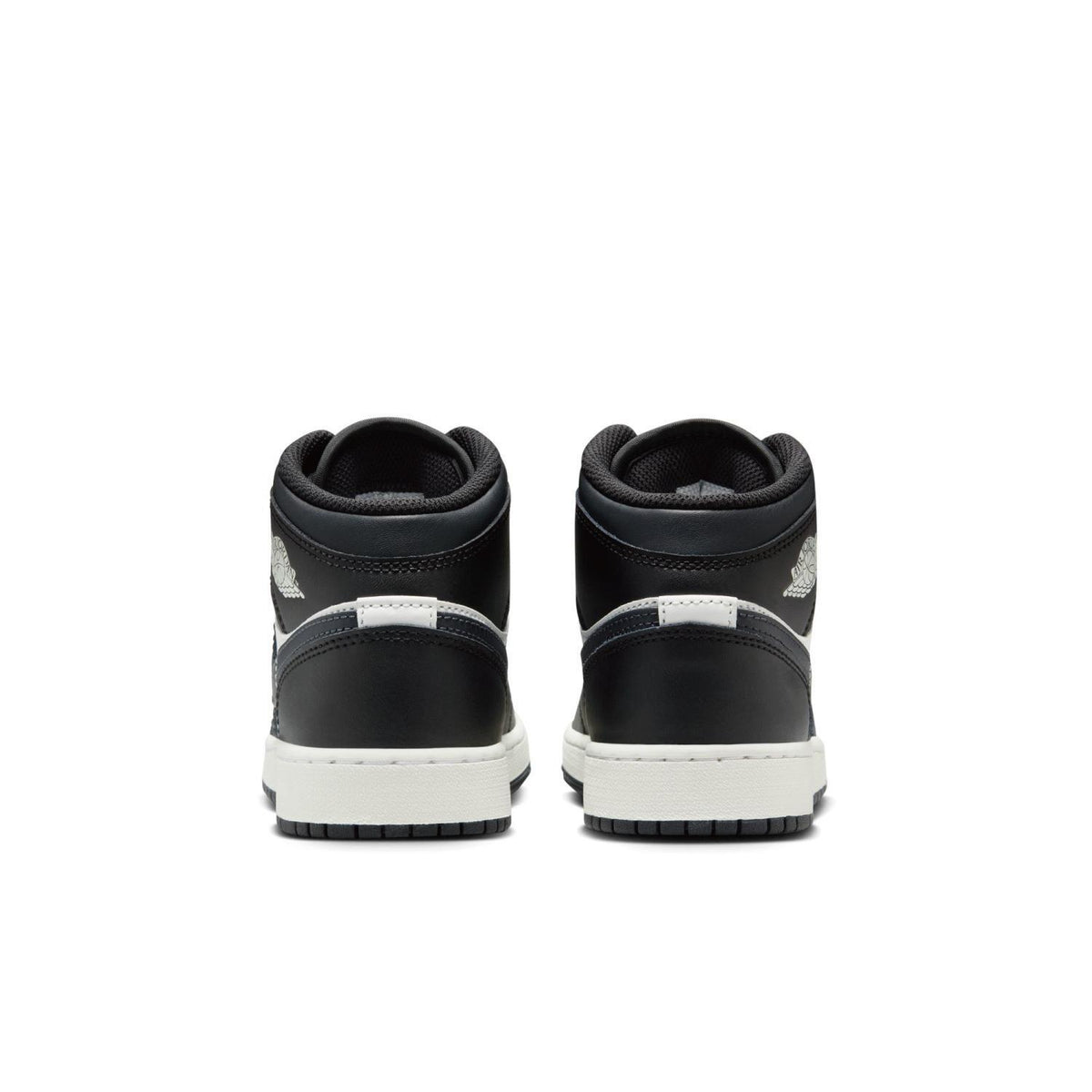 DQ8423-010 NIKE AIR JORDAN 1 MID GS BLACK OFF NOIR-SUMMIT WHITE
