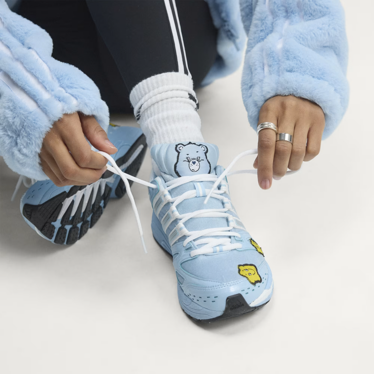 KK2606 Care Bears Ã adidas Adistar Control 5 "Star Buddy/Clear Sky" (Women's)