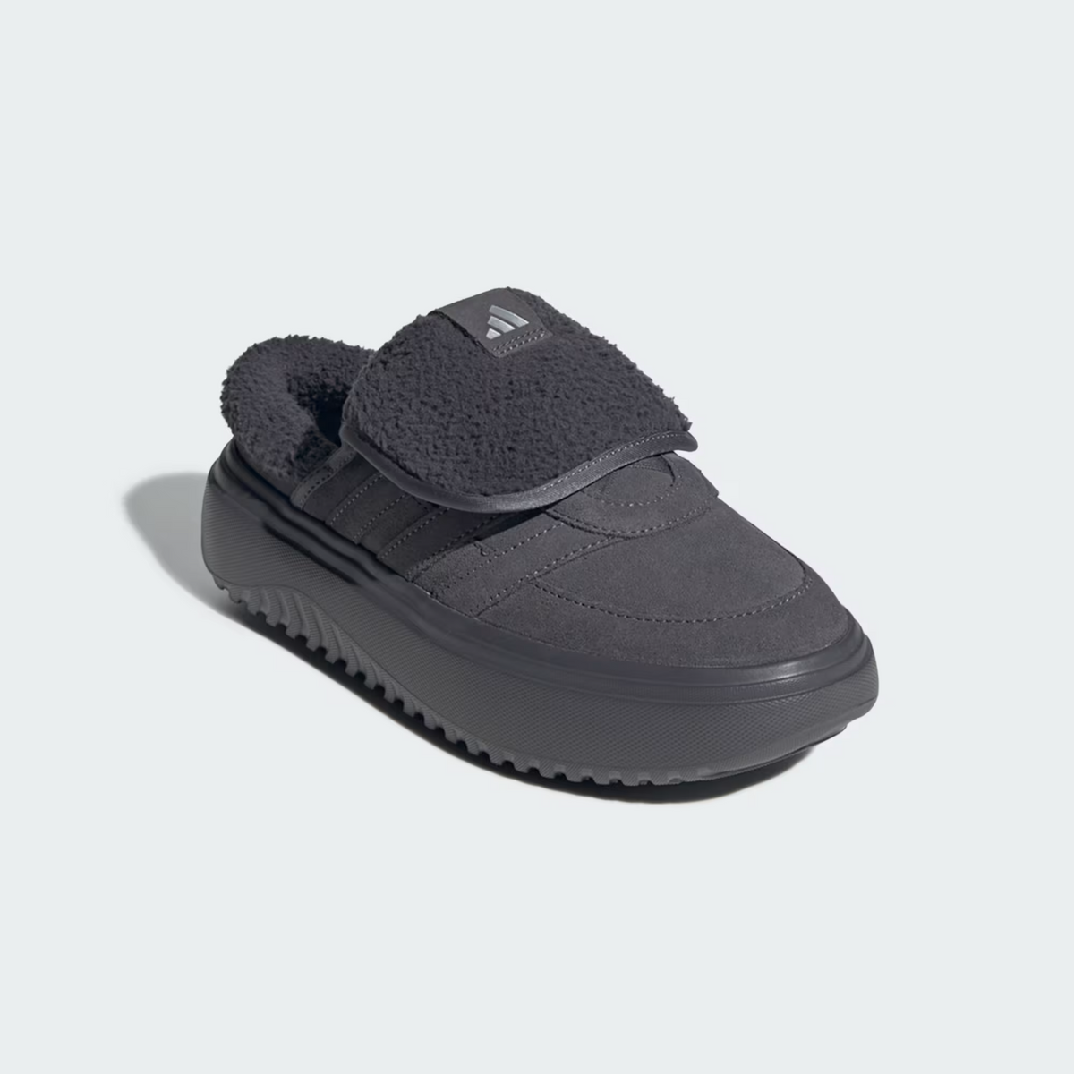 JS4999 adidas GRAND COURT MULE (Women's)