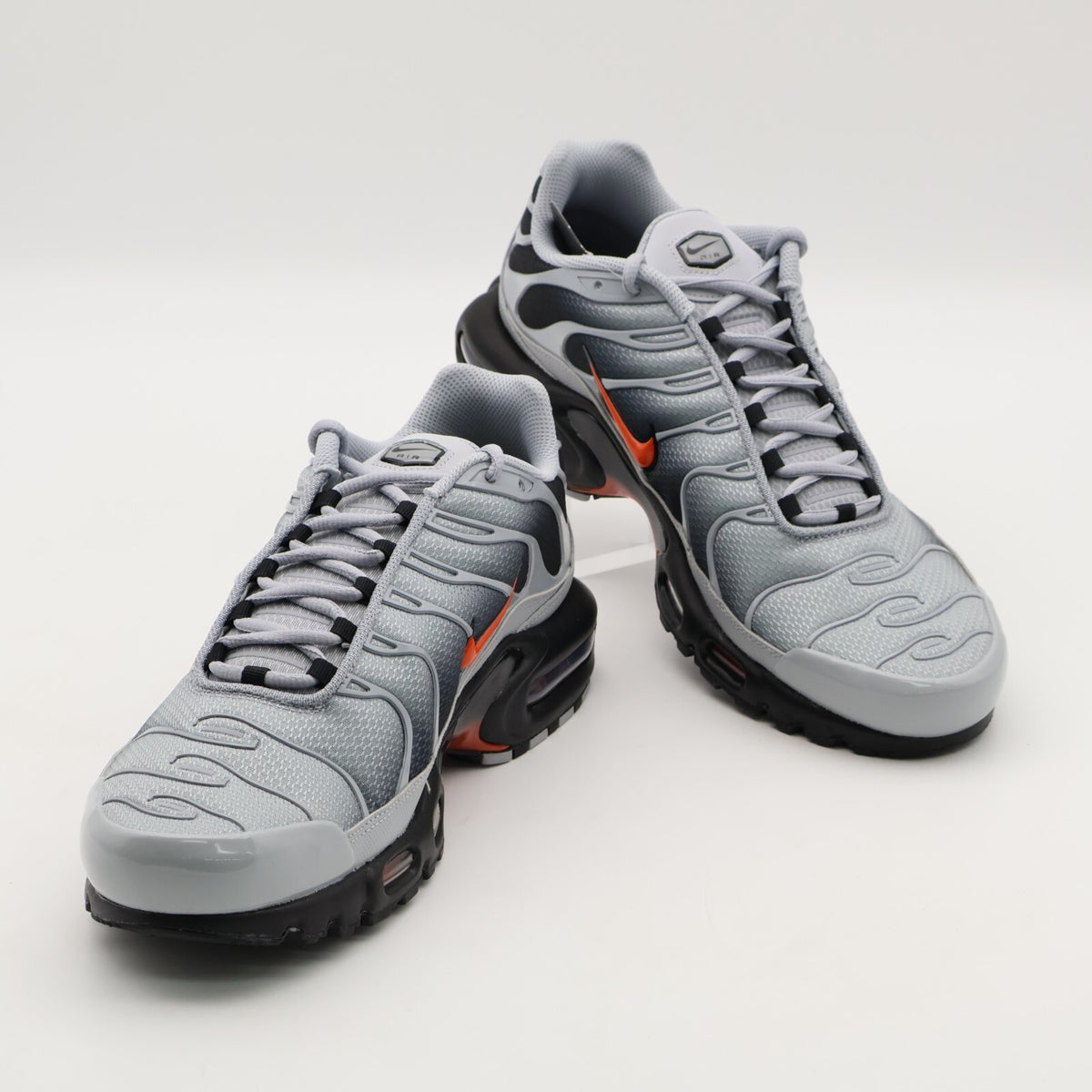 DM0032-011 Nike Air Max Plus Wolf Grey (Men's)