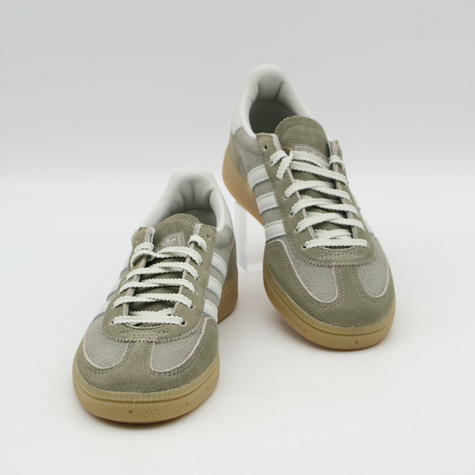 JR0850 adidas Originals  Handball Spezial Silver Pebble Orbit Grey Gum (Women's)
