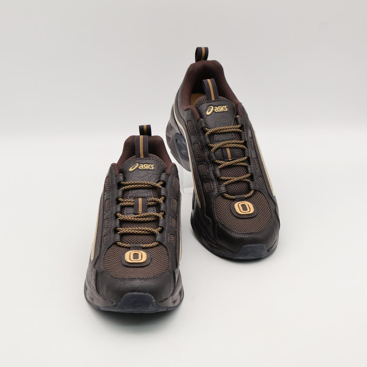 1203A643-200 OTTO 958 Asics Protoblast-CMLVIII Dark Brown Pure Gold (Men's)