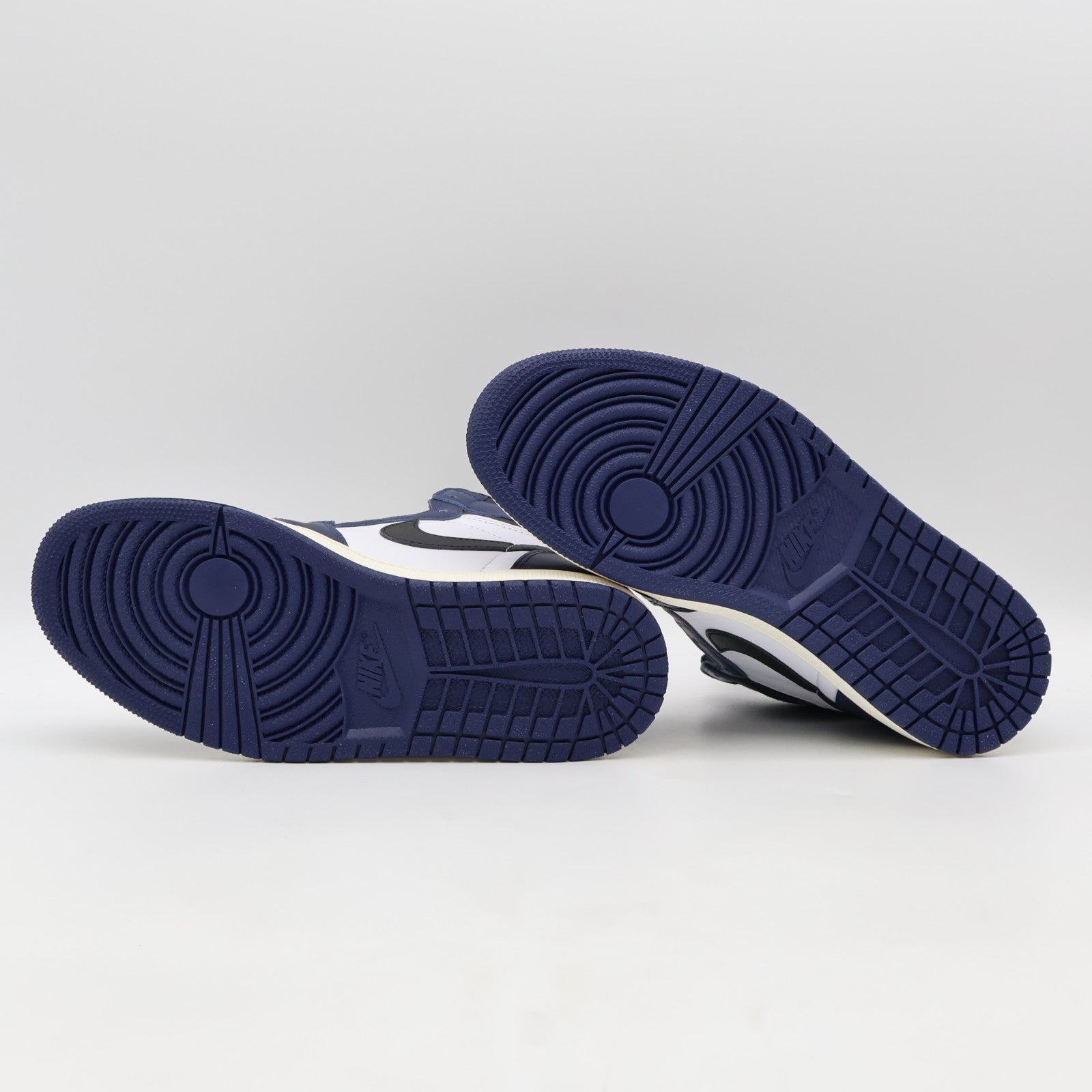 DZ5485-401 Nike Air Jordan 1 Retro High OG Midnight Navy (Men's)