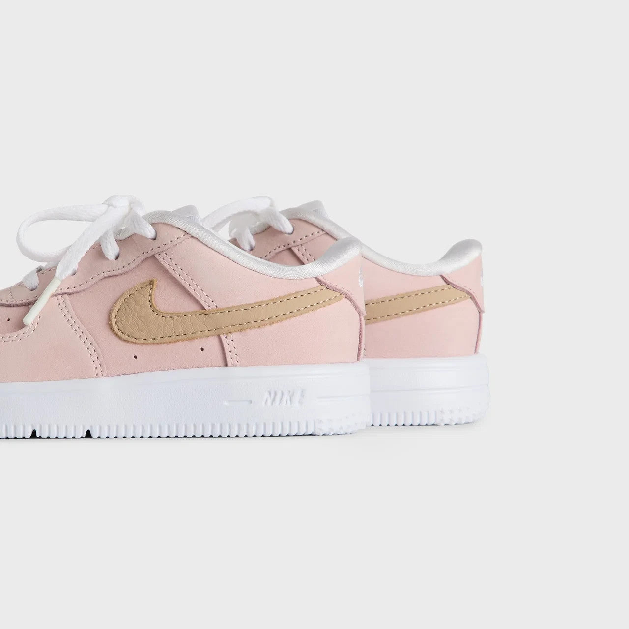 IM6038-200 Kith Ã Nike TD Air Force 1 Low SP "Un-Linen" (Toddler)