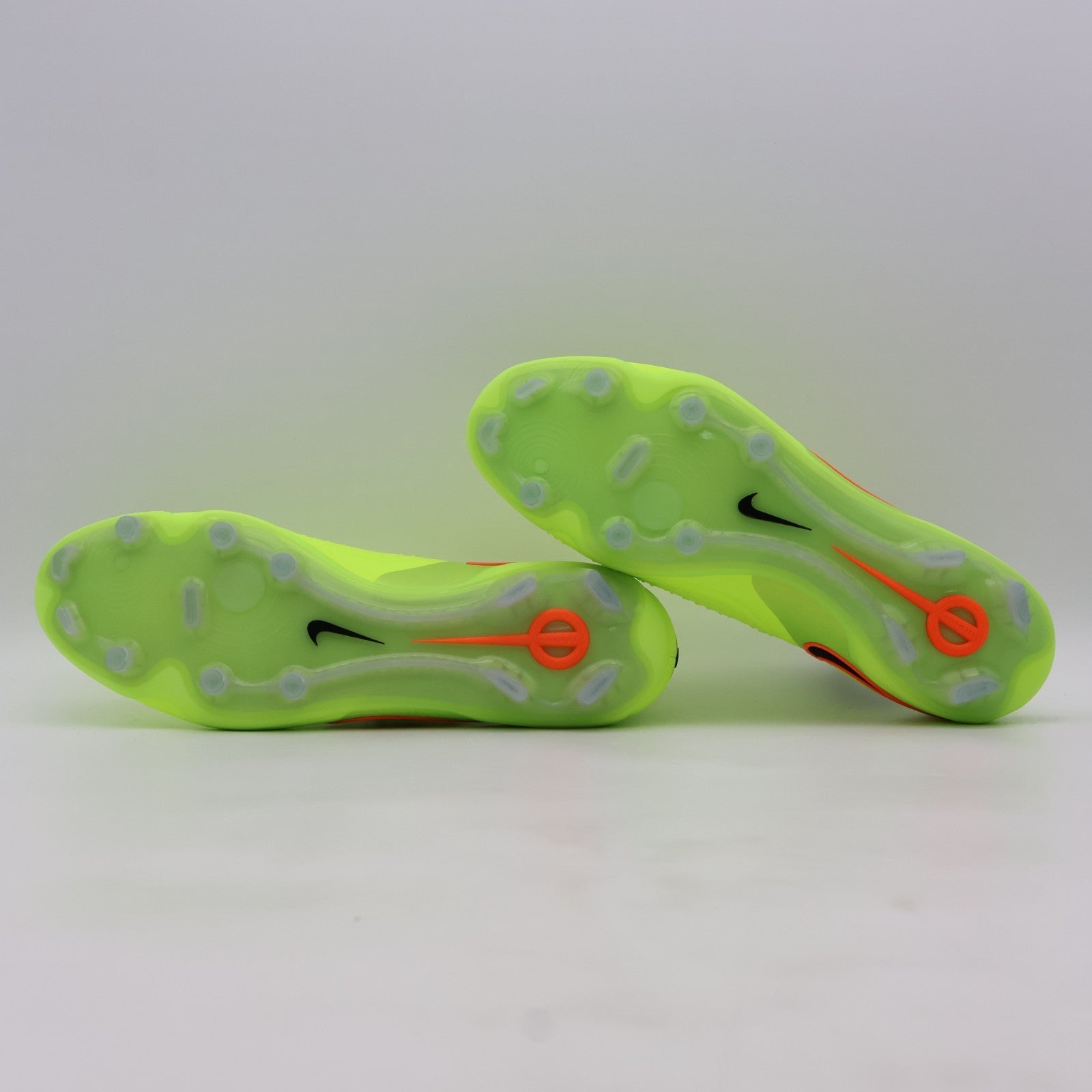 DV4328-701 Nike Tiempo Legend 10 Elite Firm Ground Low-Cut Soccer Cleats (Men's)