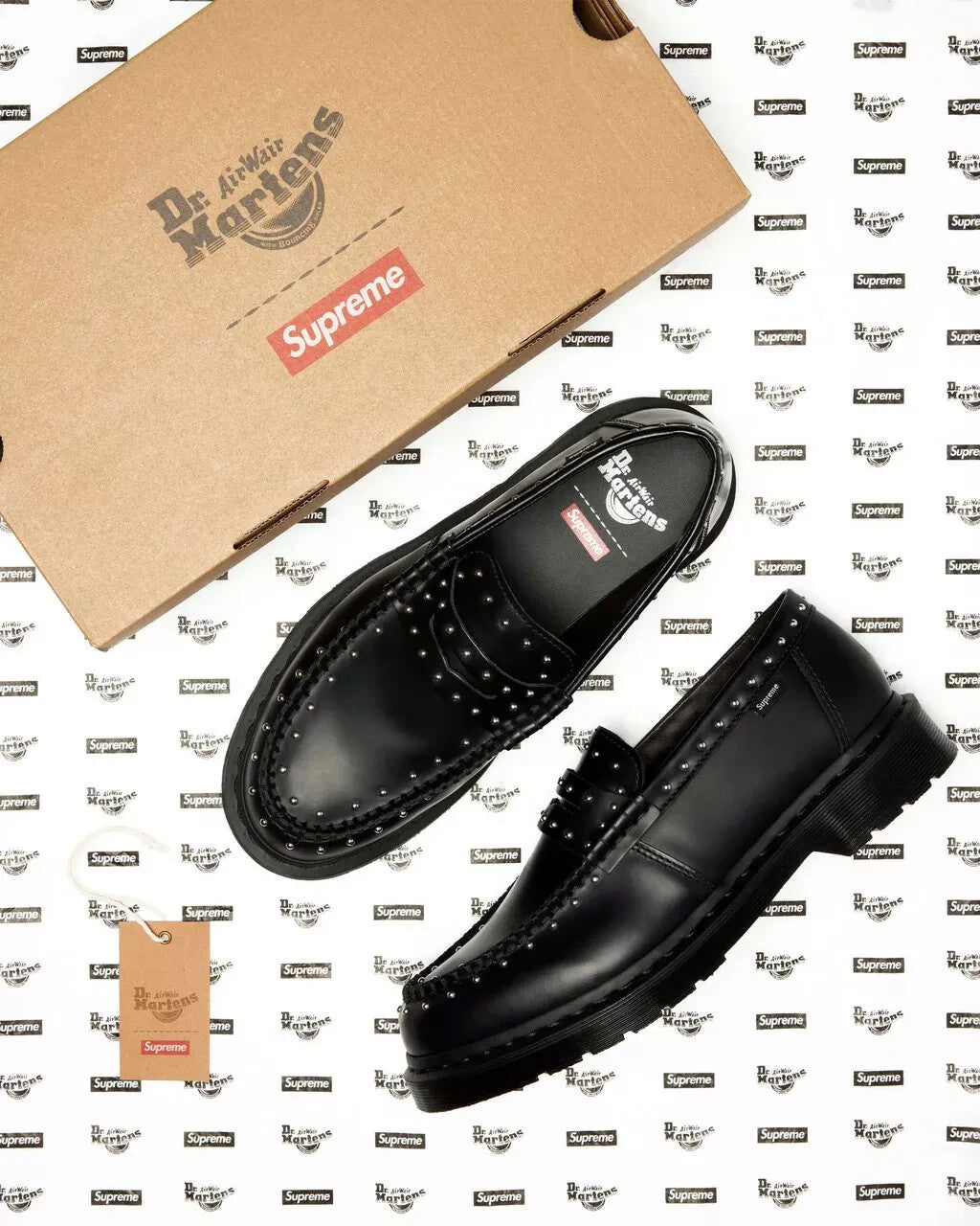 41873001 Supreme Ã Dr.Martens Studded Penton Loafer Black 25SS Week 13 (Men's)