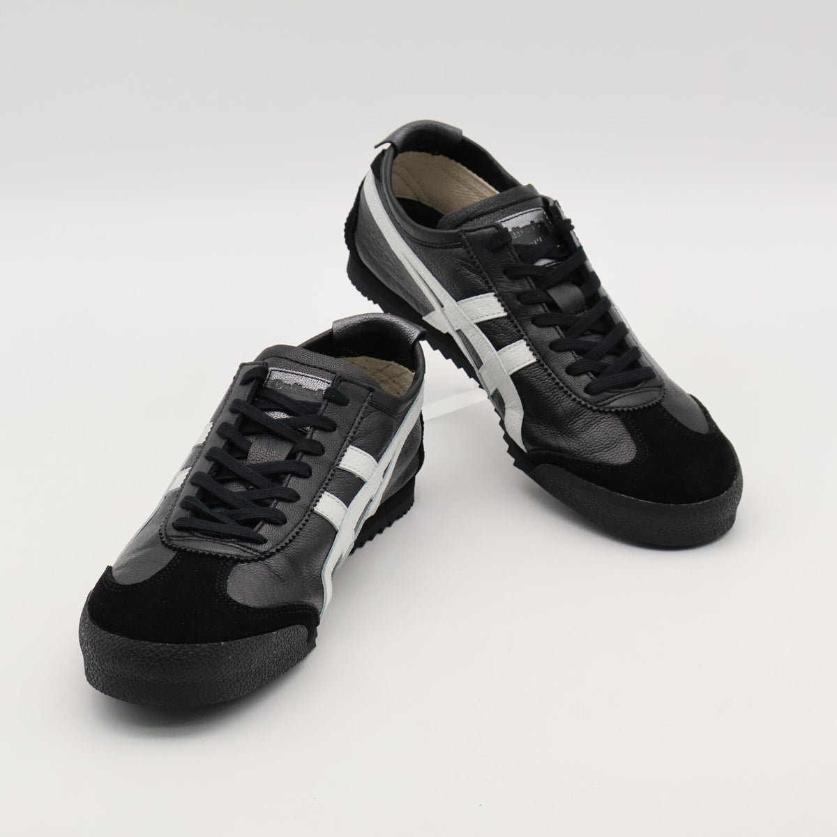 1182A465-001 Onitsuka Tiger NIPPON MADE Mexico 66 Deluxe Black White (Women's)