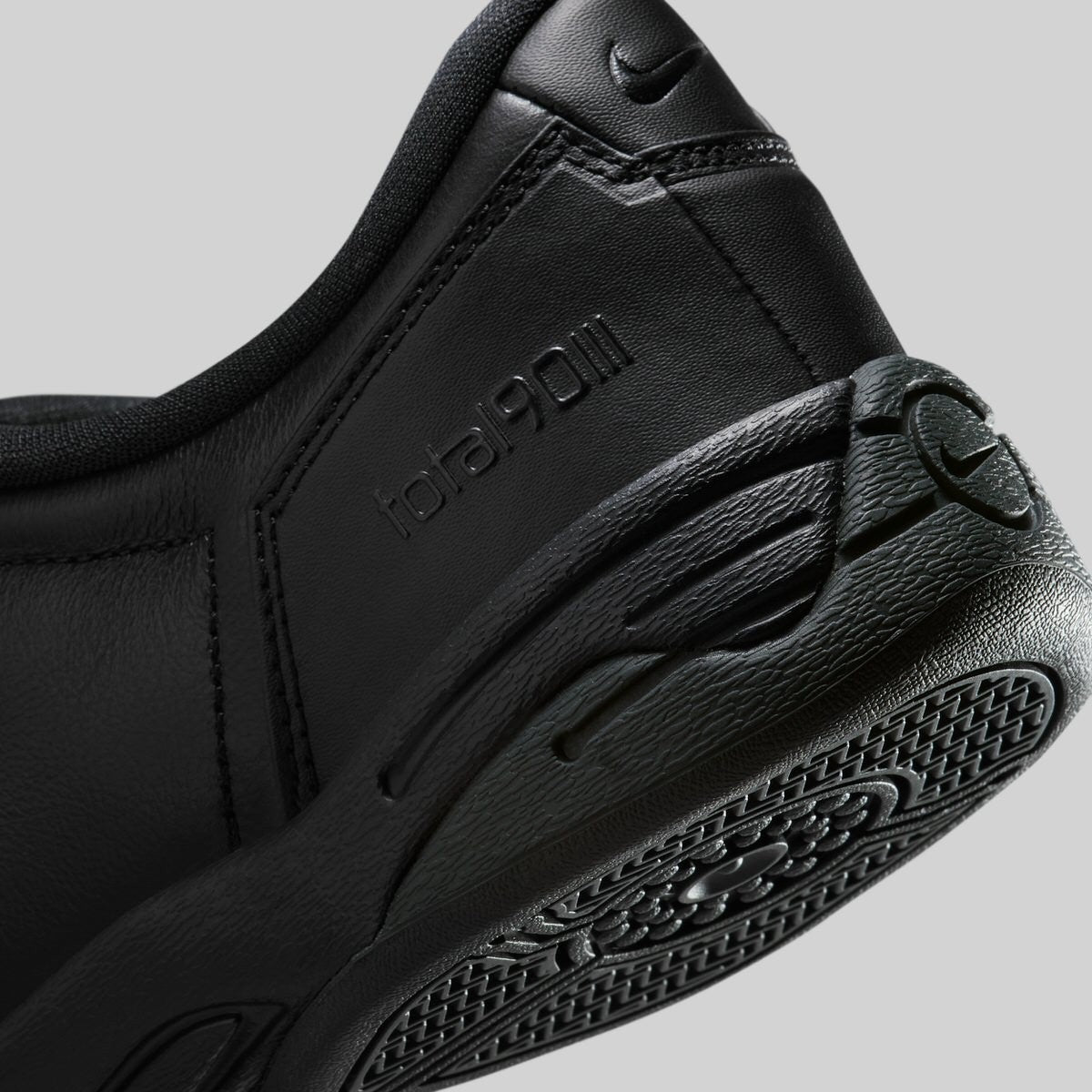 IM4841-010 Nike Total 90 3 Triple Black (Women's)