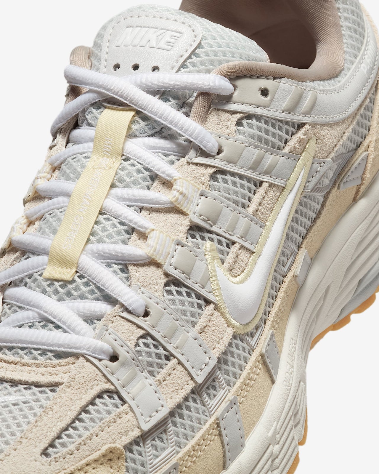 HV4312-025 Nike P-6000 Photon Dust White (Women's)