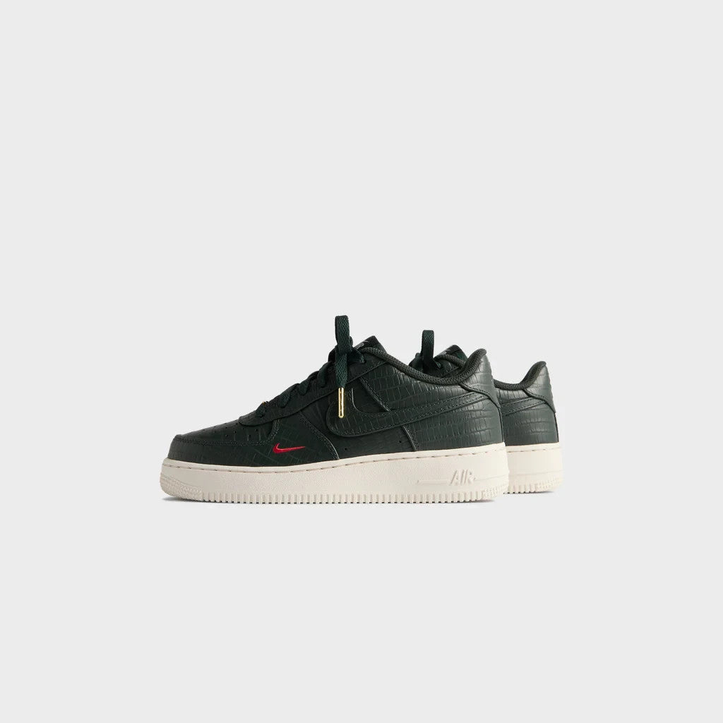IM6037-300 KITH Nike GS Air Force 1 Low Black Spruce