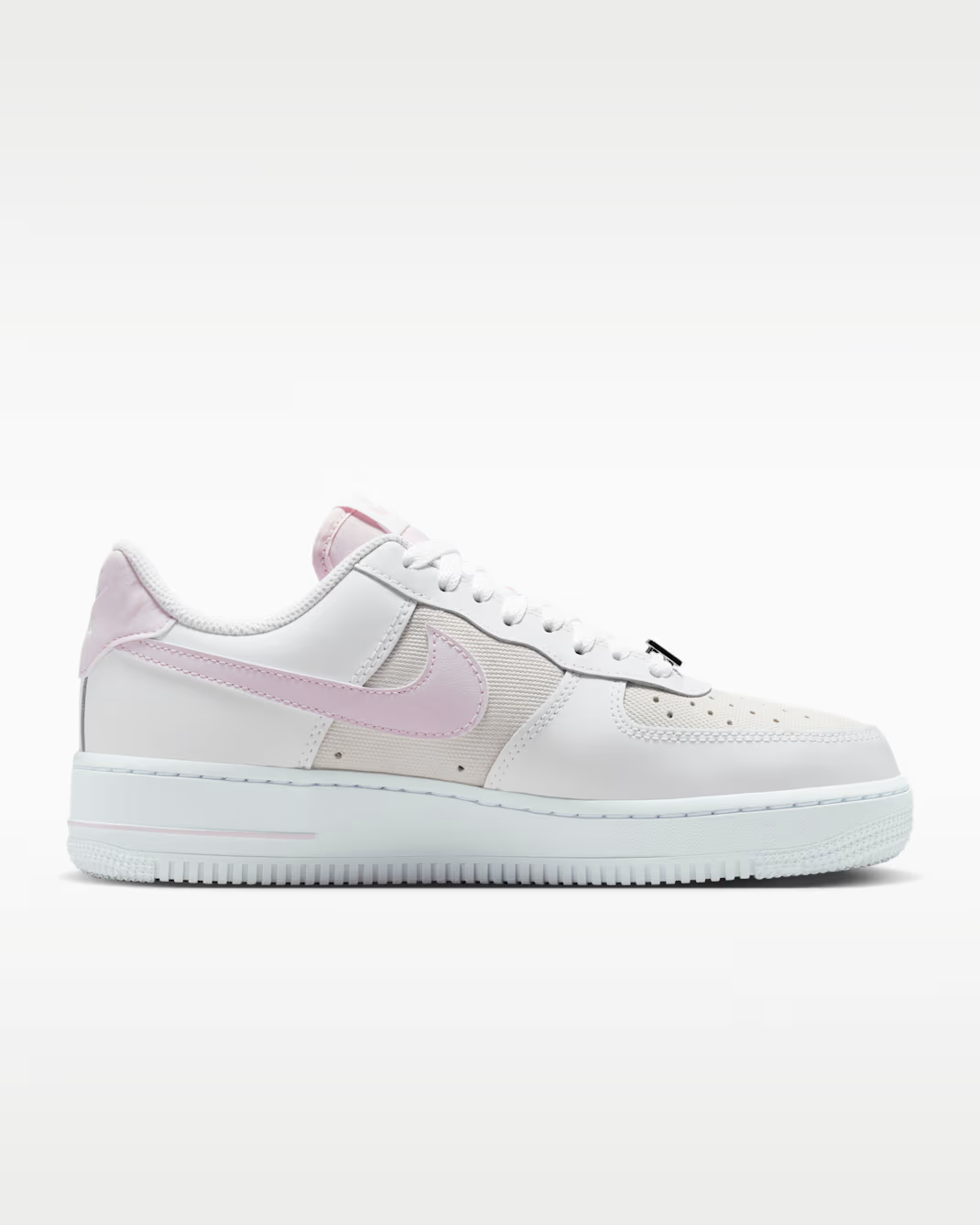 IV4721-100 Nike Air Force 1 Low '07 SE "White" (Women's)