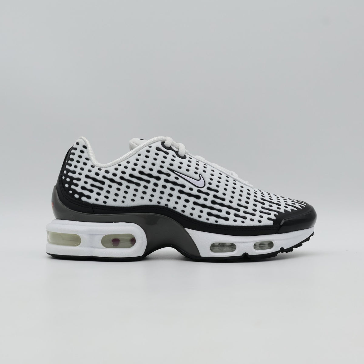 HQ2197-100 Nike Air Max Plus 7 White Black (Men's)