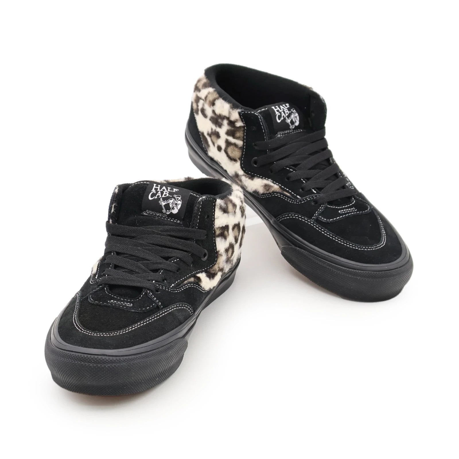 VN0A5KYABMA Supreme Vans Skate Leopard Half Cab 92 Black Animal Beige (Men's)