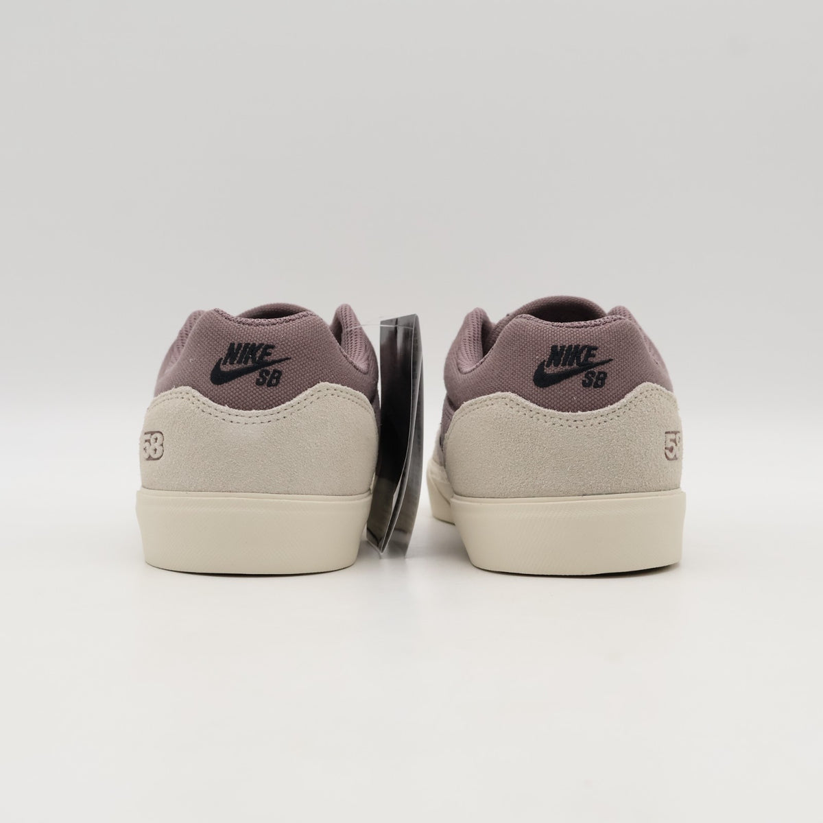 HF3066-200 Nike SB Mallo TE Shoes (Men's)