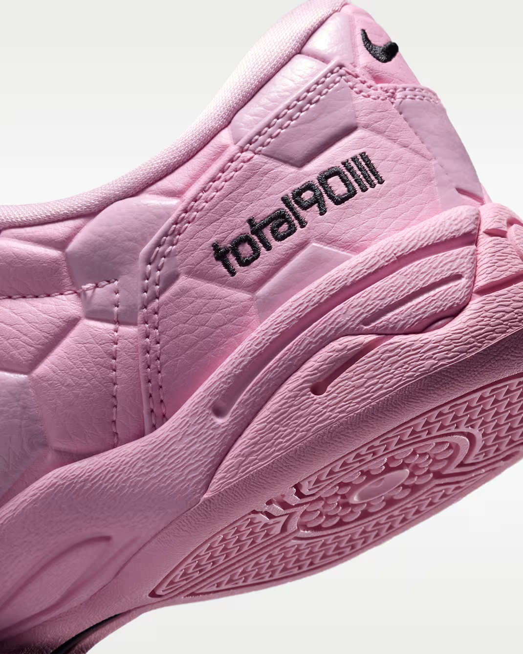 IO2388-600 Nike Total 90 3 "Soccer Ball/Pink Rise" (Women's)