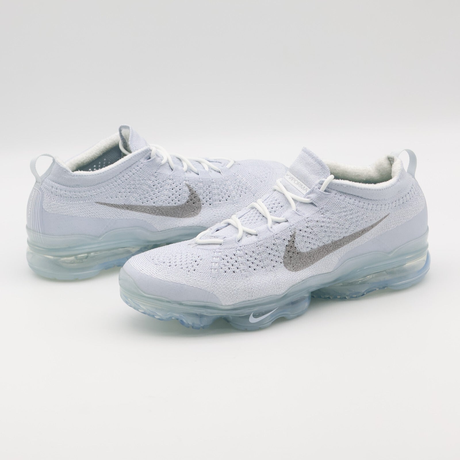 DV1678-002 Nike Air VaporMax 2023 Flyknit Pure Platinum White Silver Grey Men's)